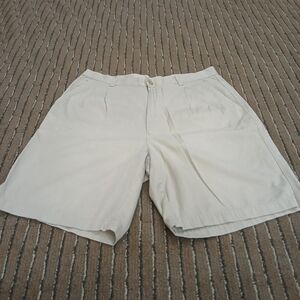 Nike Flat Front Tan Chino Shorts Men's Size 34